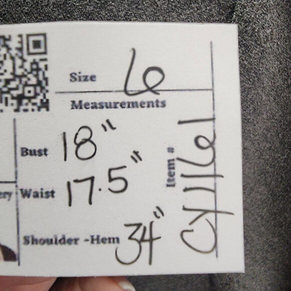 Banana Republic Grey Laser Cut Sheath Dress Size 6 - Picture 9 of 9